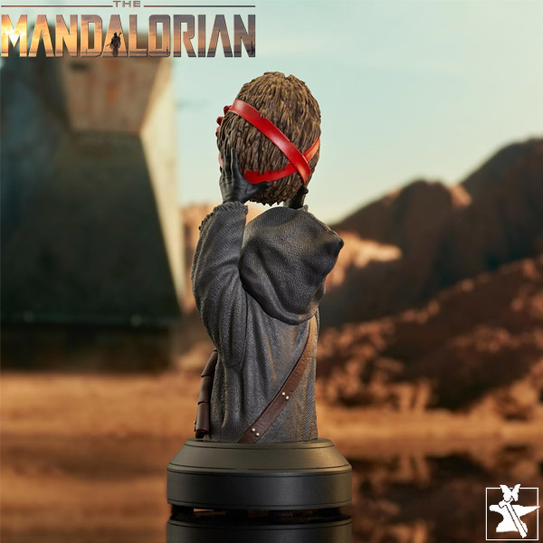 Gentle Giant Star Wars The Mandalorian Offworld Jawa Holiday Edition Exclusive Mini Bust